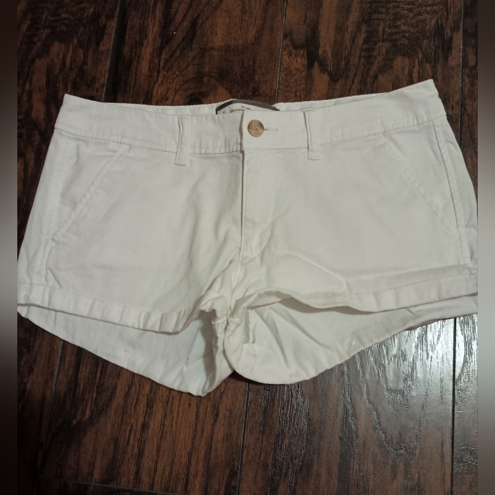Abercrombie & Fitch White Shorts